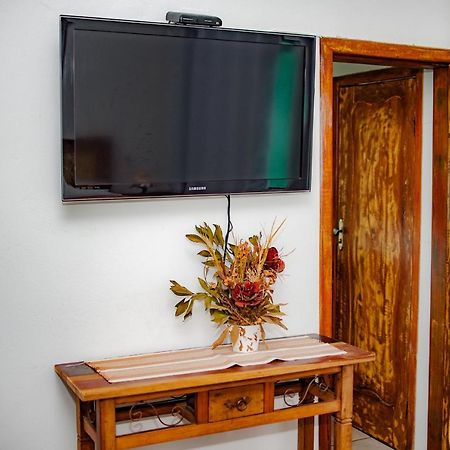 Casas E Suites Temporada 蒂拉登特斯 外观 照片
