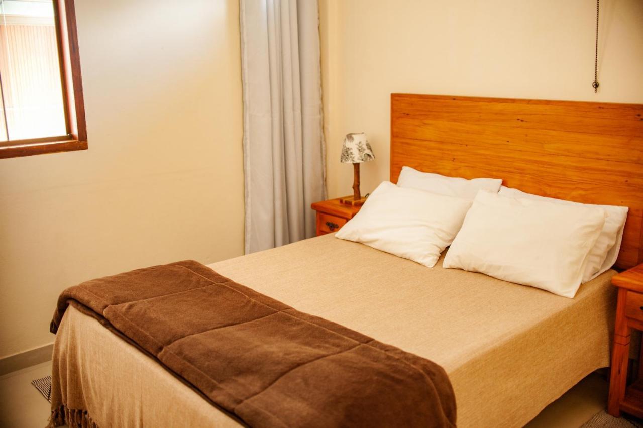 Casas E Suites Temporada 蒂拉登特斯 外观 照片